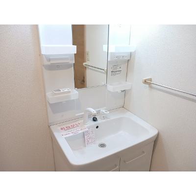 グランフィオーレ 103【管理NO：1-010285801-01030】 ★家具家電は申し込み後に搬入します★の物件写真6