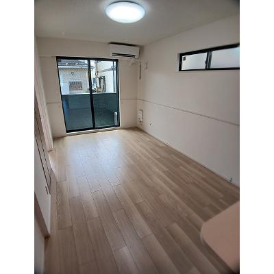 プルミエ・クリュＡ 101【管理NO：1-028707601-01010】 ★家具家電は申し込み後に搬入します★ ★2026年10月上旬入居可能★の物件写真2