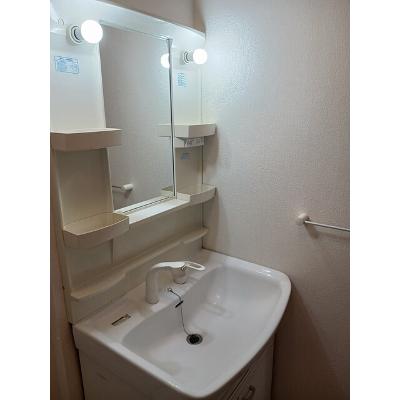 カーサセレーノ 101【管理NO：1-015263501-01010】 ★家具家電は申し込み後に搬入します★ ★2026年08月下旬入居可能★の物件写真6
