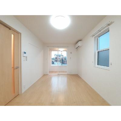 フローレンス　富岡 101【管理NO：1-022890801-01010】 ★家具家電は申し込み後に搬入します★ ★2026年08月下旬入居可能★の物件写真2