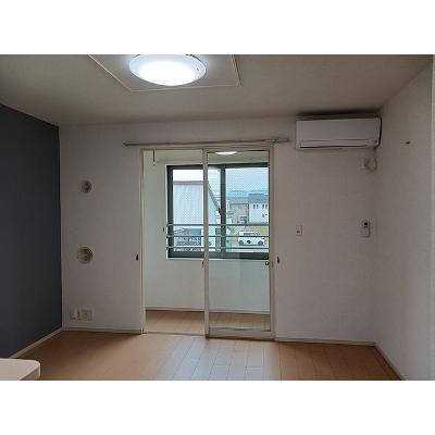 パストラーレ 201【管理NO：1-019923801-02010】 ★家具家電は申し込み後に搬入します★ ★2026年10月中旬入居可能★の物件写真2