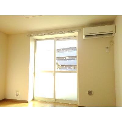 コートヤード２０ 101【管理NO：1-009690101-01010】 ★家具家電は申し込み後に搬入します★ ★2026年09月上旬入居可能★の物件写真2