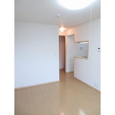 カーサ　デ　アモーレ 202【管理NO：1-016911201-02020】 ★家具家電は申し込み後に搬入します★ ★2026年08月下旬入居可能★の物件写真2