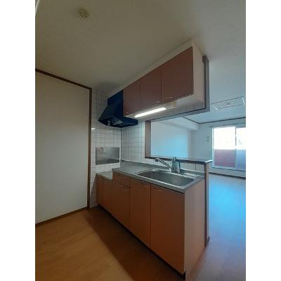 プロヴァンス 202【管理NO：1-011595301-02020】 ★家具家電は申し込み後に搬入します 2026年11月上旬入居可能の物件写真3