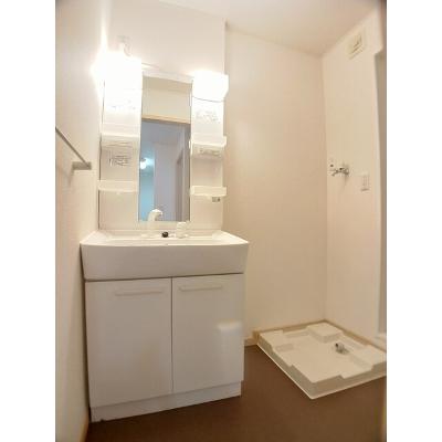 apartment 静岡県菊川市下平川字塚跨１５３３番地２ 

↓地図はこちらから