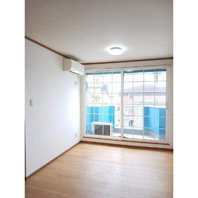 サンクローレⅢ 203【管理NO：1-010416202-02030】 ★家具家電は申し込み後に搬入します★の物件写真2
