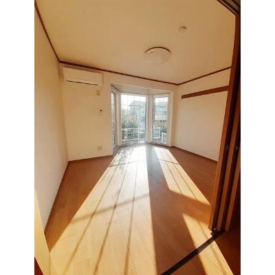 フラワー欠間 101【管理NO：1-011565801-01010】 ★家具家電は申し込み後に搬入します 2026年08月下旬入居可能の物件写真2