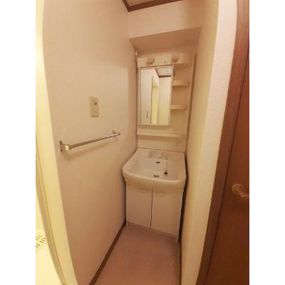 フラワー欠間 101【管理NO：1-011565801-01010】 ★家具家電は申し込み後に搬入します 2026年08月下旬入居可能の物件写真6