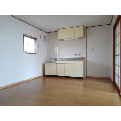 サンハイツたけだ 102【管理NO：1-001173501-01020】 ★家具家電は申し込み後に搬入します★の物件写真2
