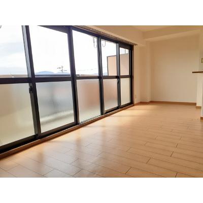 アルカンシェル 303【管理NO：1-011297401-03030】 ★家具家電は申し込み後に搬入します 2026年08月下旬入居可能の物件写真2
