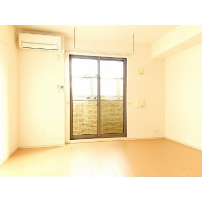 ボスケット 102【管理NO：1-020485201-01020】 ★家具家電は申し込み後に搬入します 2026年08月下旬入居可能の物件写真2