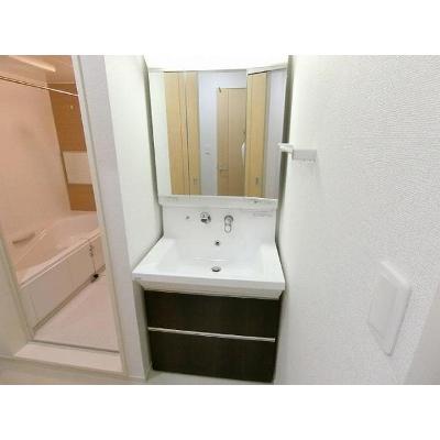 apartment 岐阜県安八郡輪之内町福束１０１５番地の１ 

↓地図はこちらから