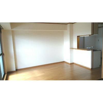 ファミール松坂 301【管理NO：1-012651101-03010】 ★家具家電は申し込み後に搬入します 2026年08月上旬入居可能の物件写真2