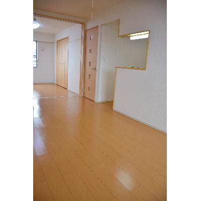 ハイツネゴシ 302【管理NO：1-018691901-03020】 ★家具家電は申し込み後に搬入します★の物件写真2