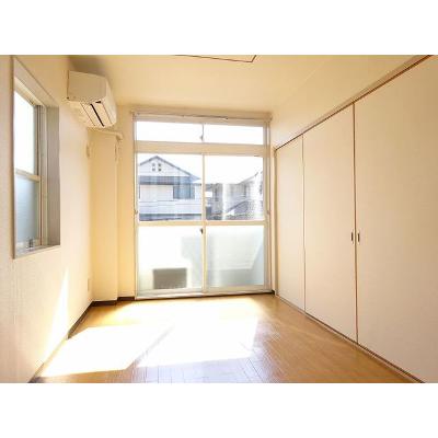 サザンクロス 201【管理NO：1-005260701-02010】 ★家具家電は申し込み後に搬入します 2026年08月下旬入居可能の物件写真2