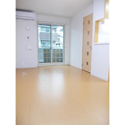 グラードⅢ 101【管理NO：1-020912801-01010】 ★家具家電は申し込み後に搬入します 2026年09月上旬入居可能の物件写真2