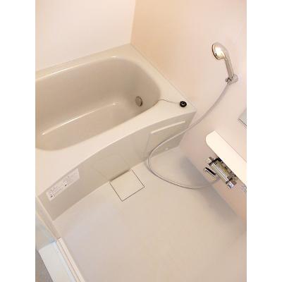 グラードⅢ 101【管理NO：1-020912801-01010】 ★家具家電は申し込み後に搬入します 2026年09月上旬入居可能の物件写真4