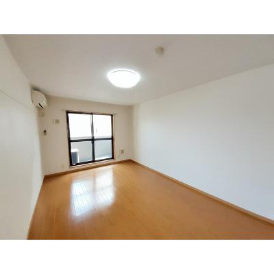 カーサエスト札の辻 401【管理NO：1-014117601-04010】 ★家具家電は申し込み後に搬入します 2026年09月上旬入居可能の物件写真2