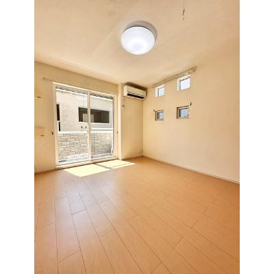 ウエストビレッジⅡ 103【管理NO：1-018638301-01030】 ★家具家電は申し込み後に搬入します★の物件写真2