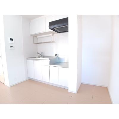 カサブランカＢ 103【管理NO：1-017866502-01030】 ★家具家電は申し込み後に搬入します★の物件写真3