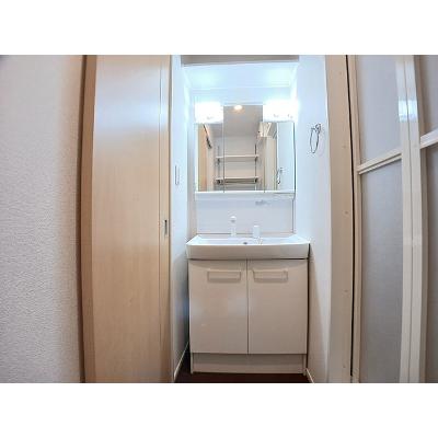 プリュニエⅡ 103【管理NO：1-024117501-01030】 ★家具家電は申し込み後に搬入します★ ★2026年12月上旬入居可能★の物件写真6