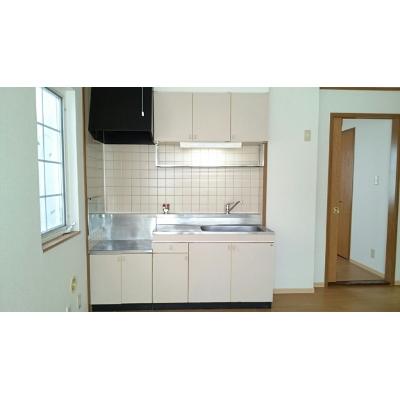 フォ－リ－フ　クローバ 201【管理NO：1-007399201-02010】 ★家具家電は申し込み後に搬入します 2026年08月下旬入居可能の物件写真3