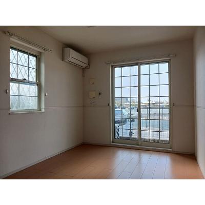 カーサ・デリカド 101【管理NO：1-018438102-01010】 ★家具家電は申し込み後に搬入します★ ★2026年08月下旬入居可能★の物件写真2