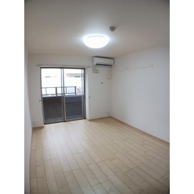 ベアレジデンス 106【管理NO：1-018191501-01050】 ★家具家電は申し込み後に搬入します★の物件写真2