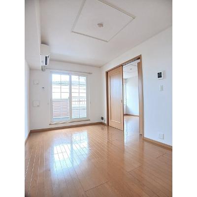 シャルパンティエⅡ 202【管理NO：1-013562002-02020】 ★家具家電は申し込み後に搬入します★の物件写真2