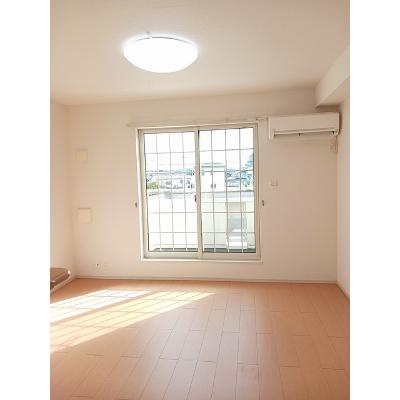 ボンヌ・シャンス 201【管理NO：1-017497401-02010】 ★家具家電は申し込み後に搬入します 2026年08月下旬入居可能の物件写真2