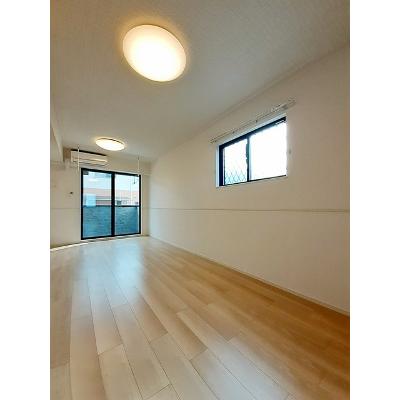 サン・フォレスト 101【管理NO：1-027393301-01010】 ★家具家電は申し込み後に搬入します★の物件写真2