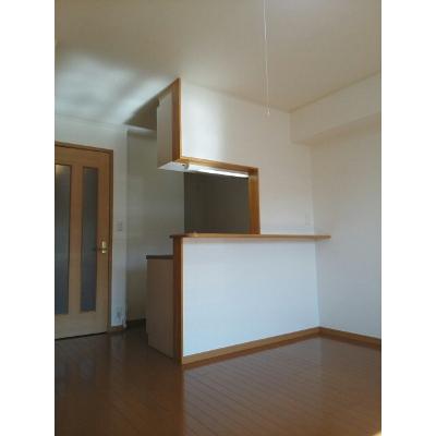 サンセベリア 202【管理NO：1-014283601-02020】 ★家具家電は申し込み後に搬入します★ ★2026年08月下旬入居可能★の物件写真2