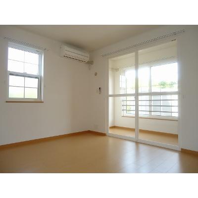 ラック　ヴィラⅡ　Ａ 104【管理NO：1-014983701-01040】 ★家具家電は申し込み後に搬入します★ ★2026年10月中旬入居可能★の物件写真2