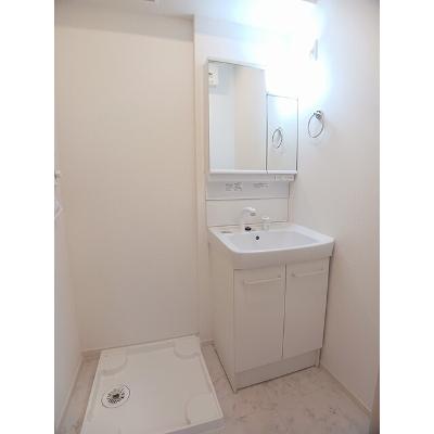 ローズメヌエット 203【管理NO：1-026137601-02030】 ★家具家電は申し込み後に搬入します★の物件写真6