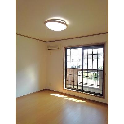 ボナール 204【管理NO：1-011208001-02040】 ★家具家電は申し込み後に搬入します 2026年08月中旬入居可能の物件写真2
