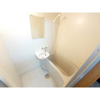 アビタシオン柳町 206【管理NO：1-009419501-02050】 ★家具家電は申し込み後に搬入します★ ★2026年08月下旬入居可能★の物件写真4