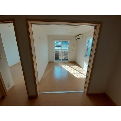 クラールＢ 102【管理NO：1-015628702-01020】 ★家具家電は申し込み後に搬入します★の物件写真2