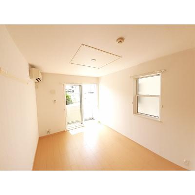 フレーシュ・メゾン 101【管理NO：1-016934101-01010】 ★家具家電は申し込み後に搬入します★の物件写真2