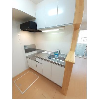 コモドワイズ 104【管理NO：1-018533301-01040】 ★家具家電は申し込み後に搬入します 2026年08月下旬入居可能の物件写真3