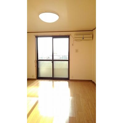 エスポアール　Ⅰ 204【管理NO：1-011756601-02040】 ★家具家電は申し込み後に搬入します 2026年09月中旬入居可能の物件写真2