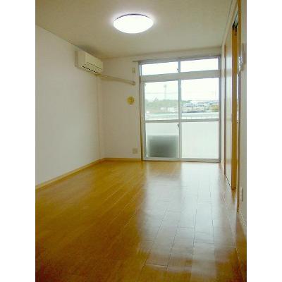 フリーデハイム 203【管理NO：1-004235801-02030】 ★家具家電は申し込み後に搬入します★の物件写真2