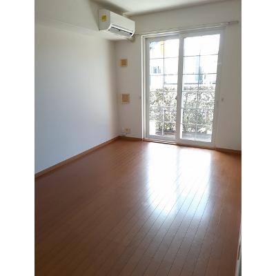 ボンシェーヌ 103【管理NO：1-014441901-01030】 ★家具家電は申し込み後に搬入します★の物件写真2