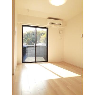 リュミエール　ドゥース　Ⅰ 101【管理NO：1-026981001-01010】 ★家具家電は申し込み後に搬入します 2026年08月下旬入居可能の物件写真2