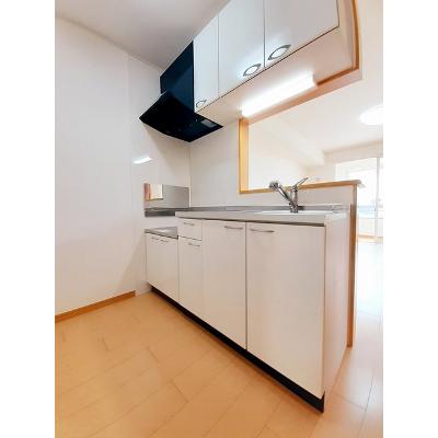 グリーン・フィールズＷ 103【管理NO：1-015319201-01030】 ★家具家電は申し込み後に搬入します 2026年07月下旬入居可能の物件写真3