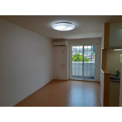 ローズパーク弐番館 102【管理NO：1-016871601-01020】 ★家具家電は申し込み後に搬入します 2026年09月上旬入居可能の物件写真2
