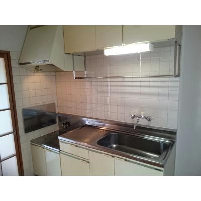 紫峰 402【管理NO：1-002180001-04020】 ★家具家電は申し込み後に搬入します 2026年08月下旬入居可能の物件写真3