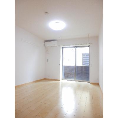 apartment 埼玉県三郷市中央１丁目２７－２ 

↓地図はこちらから