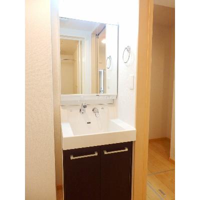 apartment 埼玉県三郷市中央１丁目２７－２ 

↓地図はこちらから