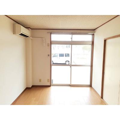 アーバンハイツ 103【管理NO：1-002785401-01030】 ★家具家電は申し込み後に搬入します 2026年08月下旬入居可能の物件写真2