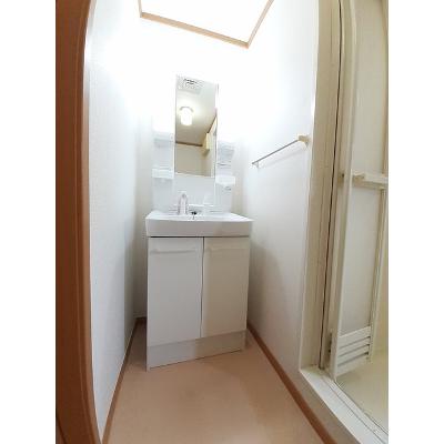 アウローラＢ 101【管理NO：1-011878102-01010】 ★家具家電は申し込み後に搬入します 2026年09月上旬入居可能の物件写真6